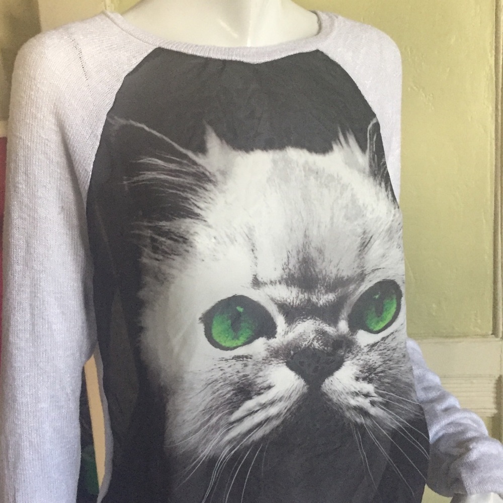 Penelope cat top